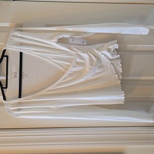 SO BRAND WOMEN'S JUNIOR SIZE WHITE LONG SLEEVES WRAP TOP SIZE LARGE